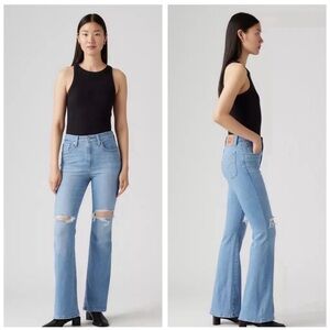 Levi's 726 Flare Light Wash Denim Jeans size 29 Women’s with Distressed Knee